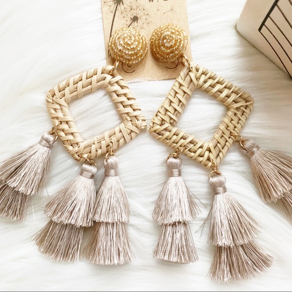 TECA Wood Straw Diamond Triple Tassel Earrings NWT - Picture 4 of 4